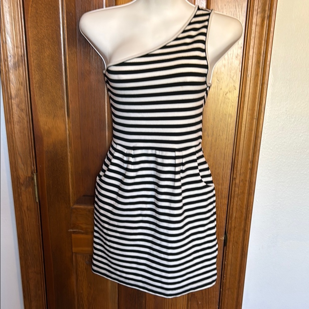 Black and White Striped One-Shoulder Dress
